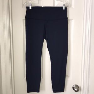 Navy cropped lululemon leggings